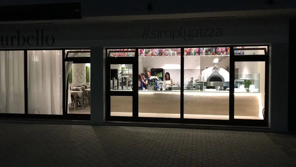 Pizzeria Burbello restaurant in Trebaseleghe