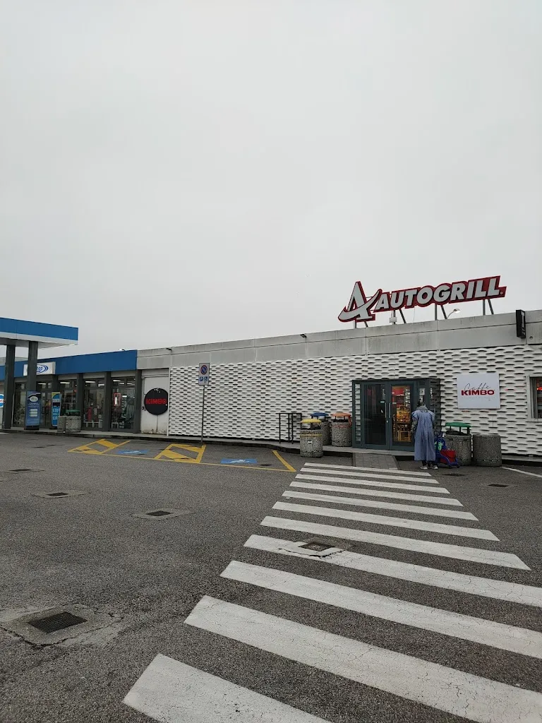 Autogrill Tesina Sud_Torri di Quartesolo_slider_image_1