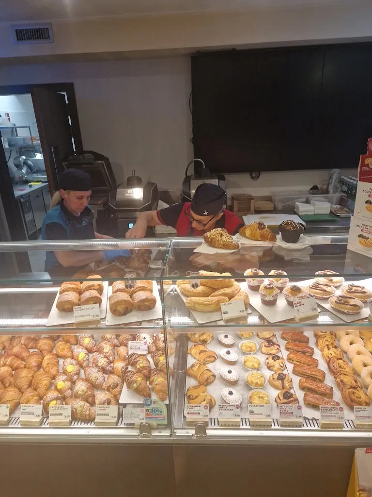 Autogrill Tesina Sud_Torri di Quartesolo_slider_image_3