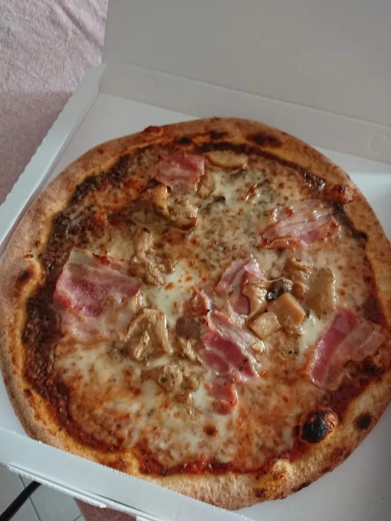 Menu_M.E.P. CRAZY PIZZA_Torri di Quartesolo_image_8