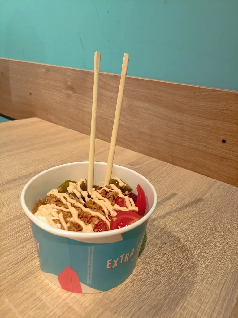 Mauro Faccin_Poke Sun-Rice - C.C. Piramidi_Torri di Quartesolo_review