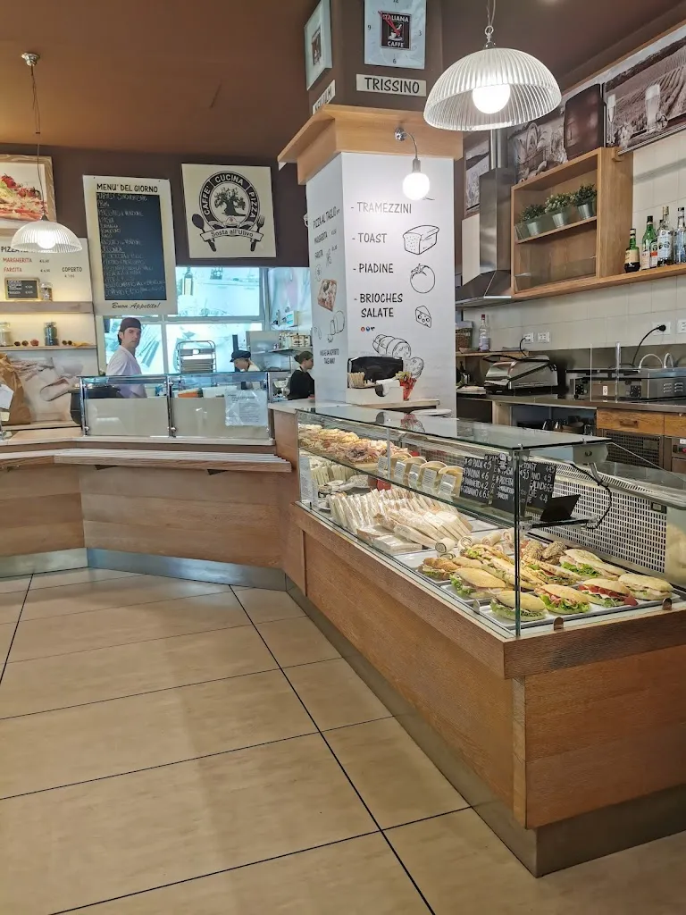 Valeria Zavanone_Sosta All' Ulivo_Trissino_review