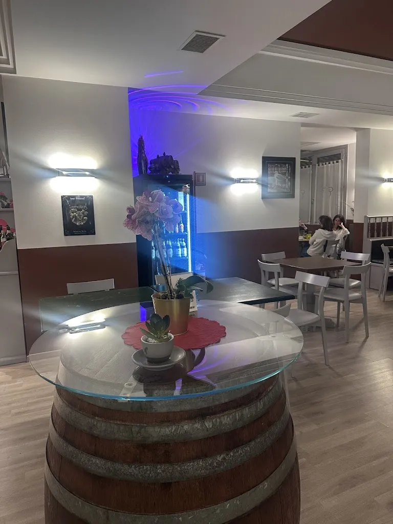 Alla Grotta Risto-Pub_Trivignano_slider_image_3