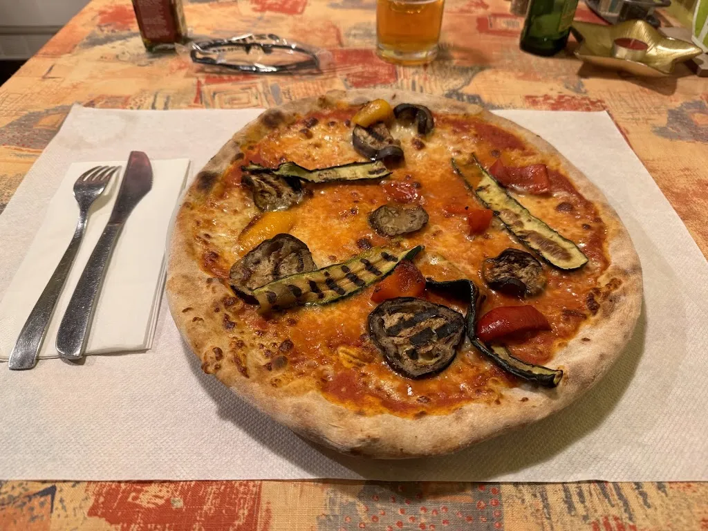 Ristorante Pizzeria al Mondo_Valstagna_slider_image_3