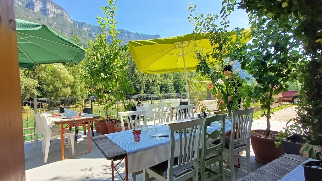 Gli Abusivi_Valstagna_slider_image_1