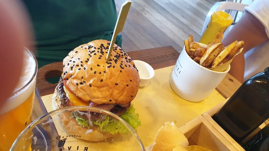 Ale Galavotti_Rivetti Cafè_Valdagno_review