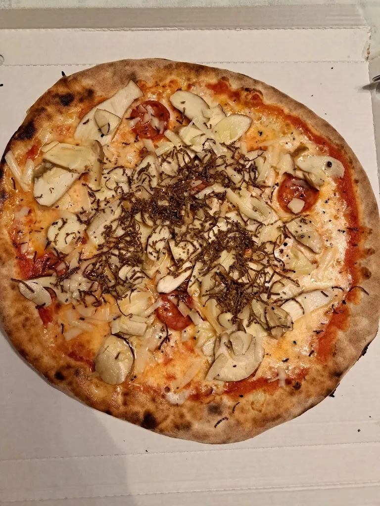 Angelo Trettenero_C'è Pizza Per Te_Valdagno_recensione