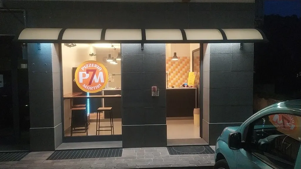 Pizzeria 7 Martiri restaurant in Valdagno