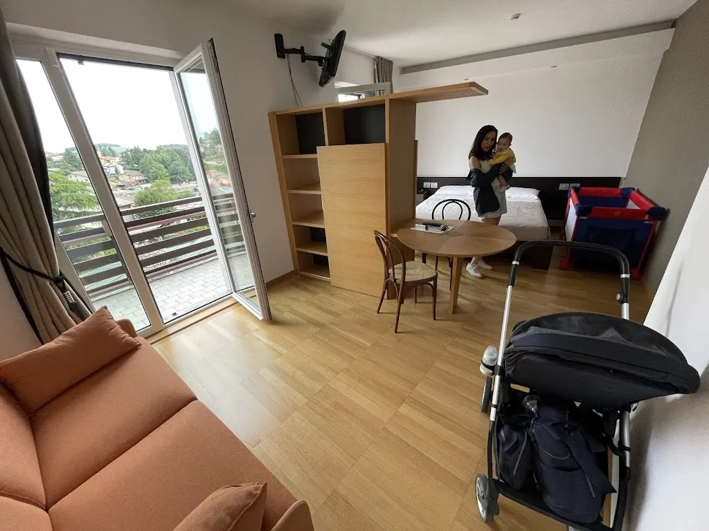 Roberto Chiaveri_Hotel La Pineta_Velo Veronese_review