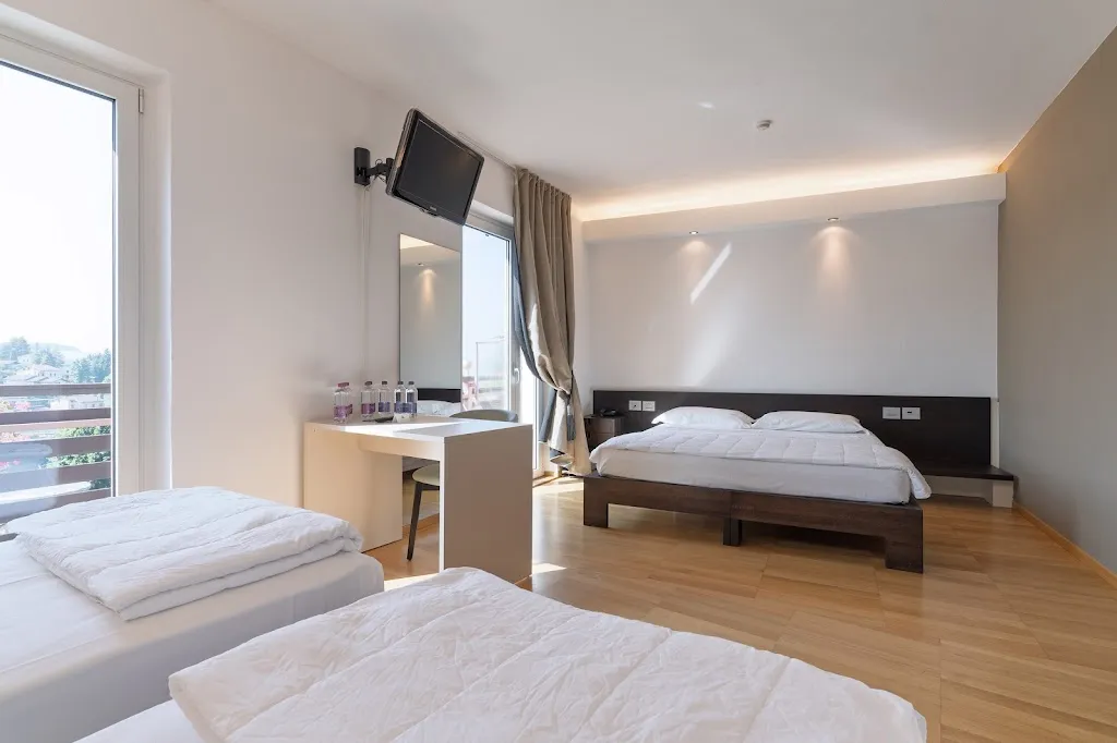 Hotel La Pineta_Velo Veronese_slider_image_2