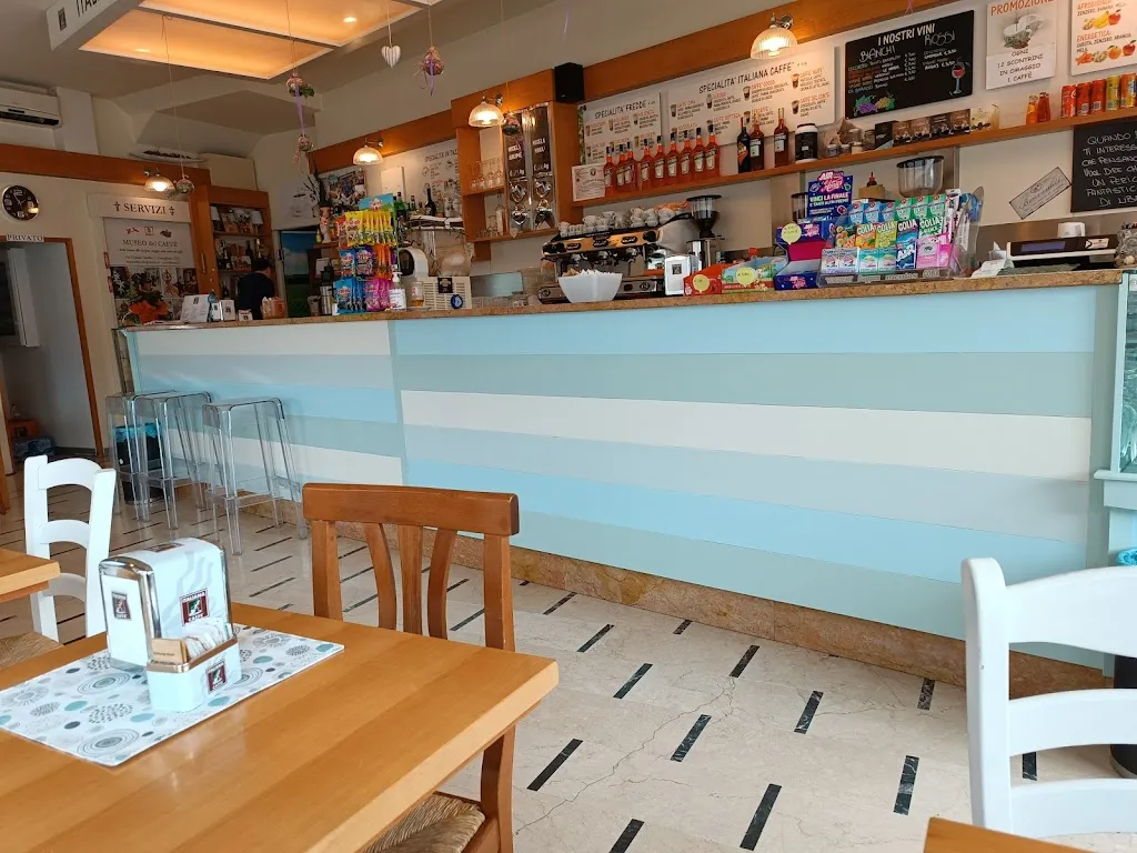 Bar Due Più Uno con cucina casalinga , caffetteria ._Vazzola_slider_image_3