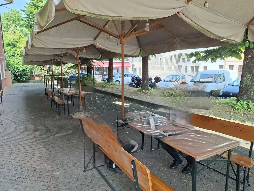 Gelato e Caffè Da Roberta restaurant in Vazzola