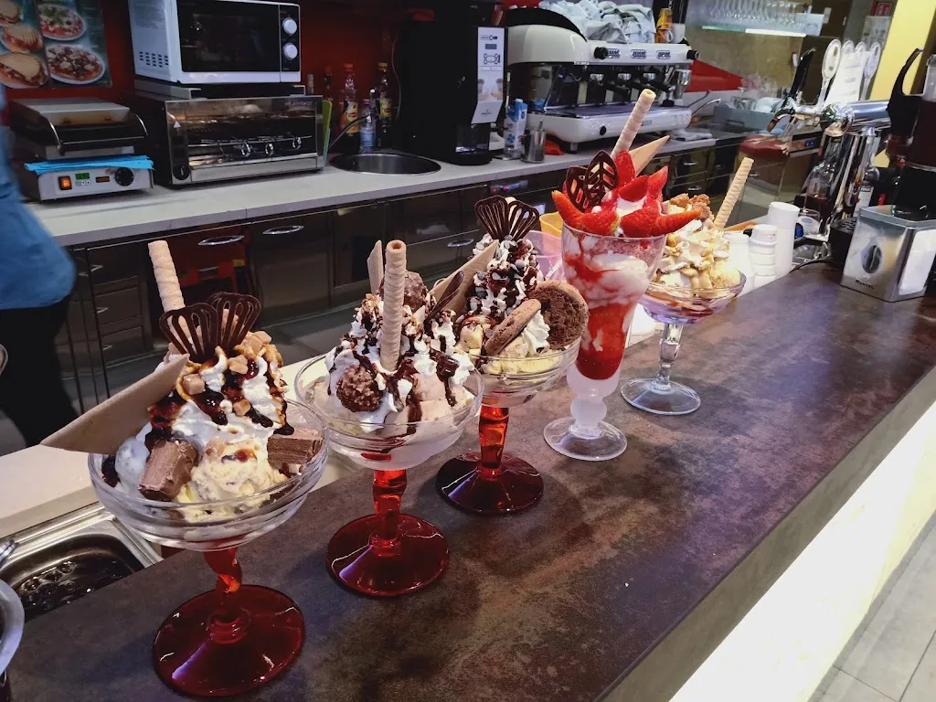 Gelato e Caffè Da Roberta_Vazzola_slider_image_2