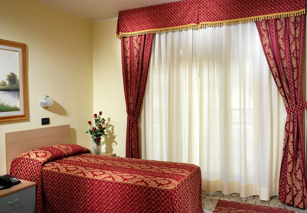 Ristorante Hotel Adele Di Camponogara Maria Eugenia & C. Sas_Vestenanova_slider_image_3