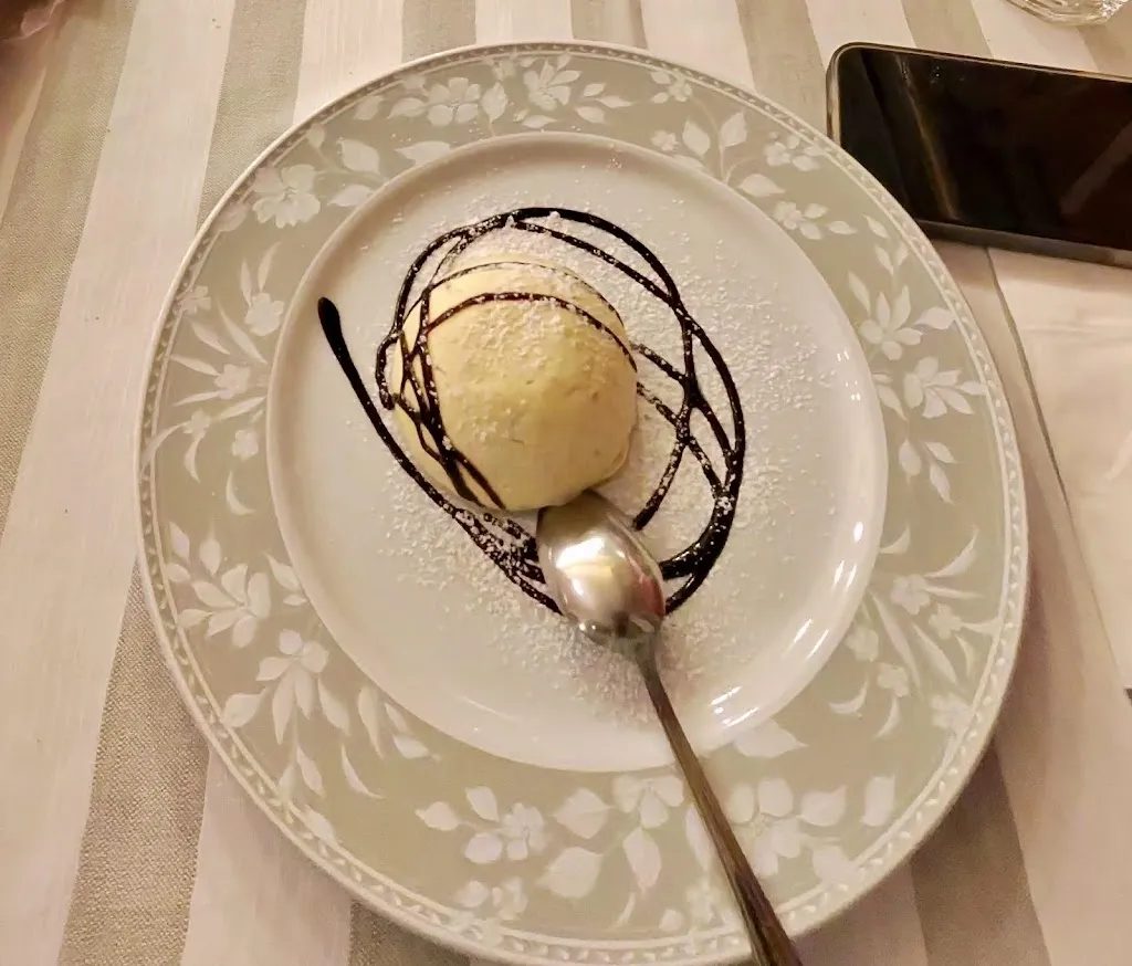 Pizzeria Trattoria La Strega_Vigasio_slider_image_3