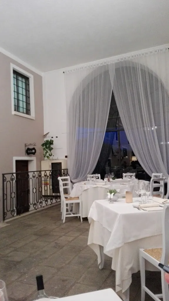 Fabiola Mazzucco_Villa Frassino_Villadose_review