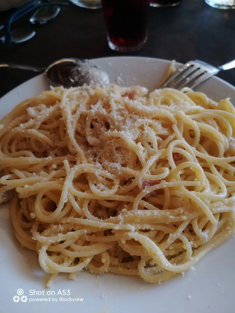 Jonny Rosario_Trattoria Morosina_Villa Estense_review