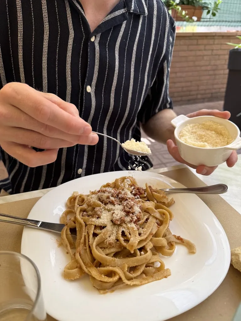 Caterina Pomari_Ai Tre Volti_Villafranca di Verona_recensione