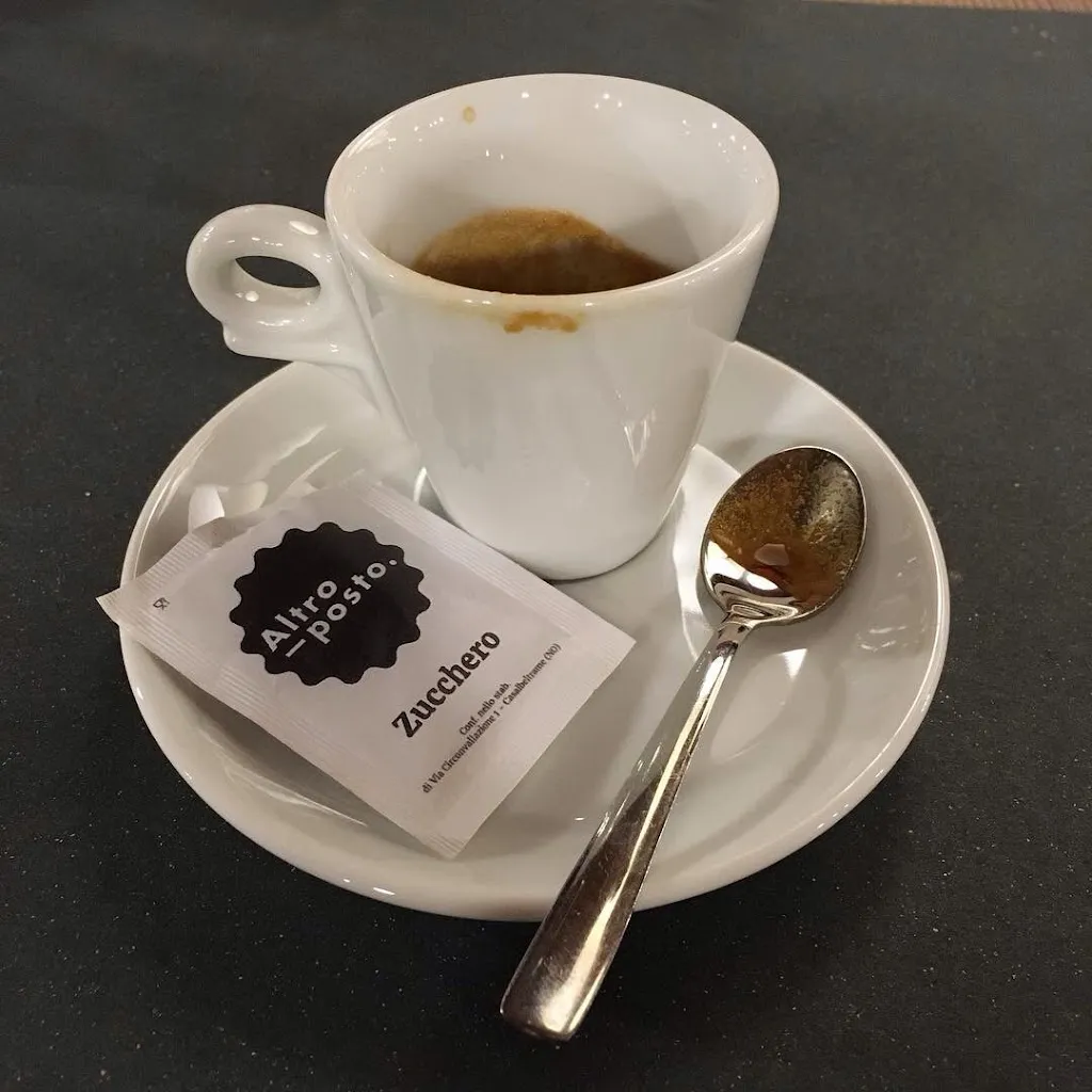 Alberto Trabatti_Altroposto_Villanova Marchesana_review