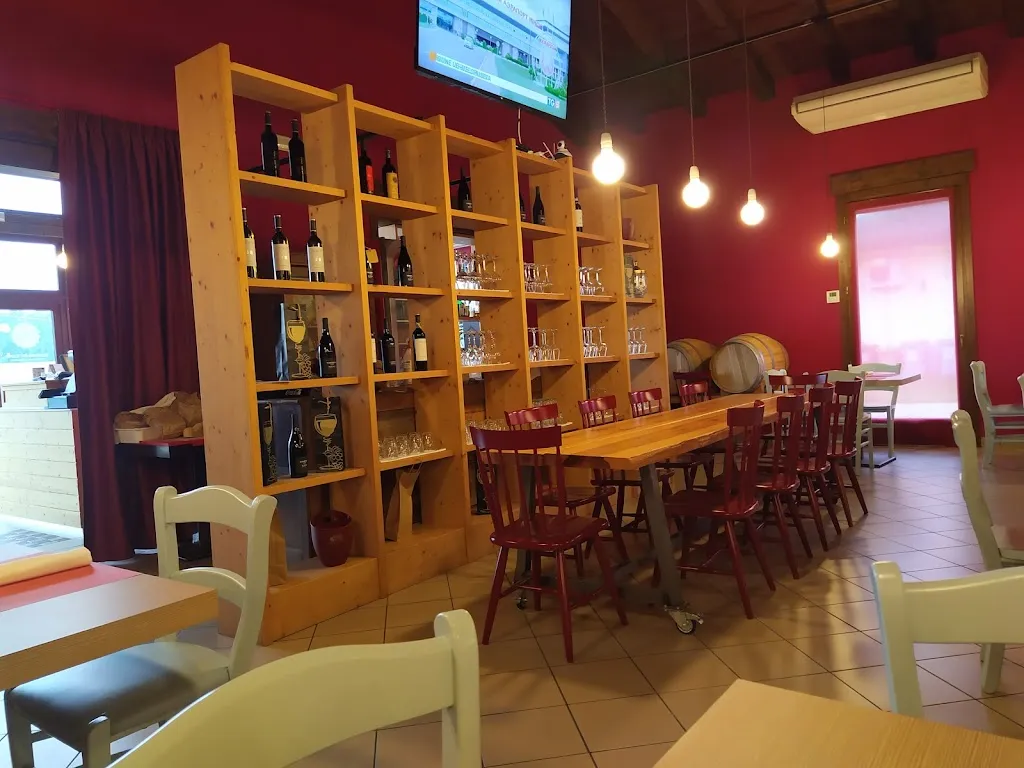 Altroposto_Villanova Marchesana_slider_image_1