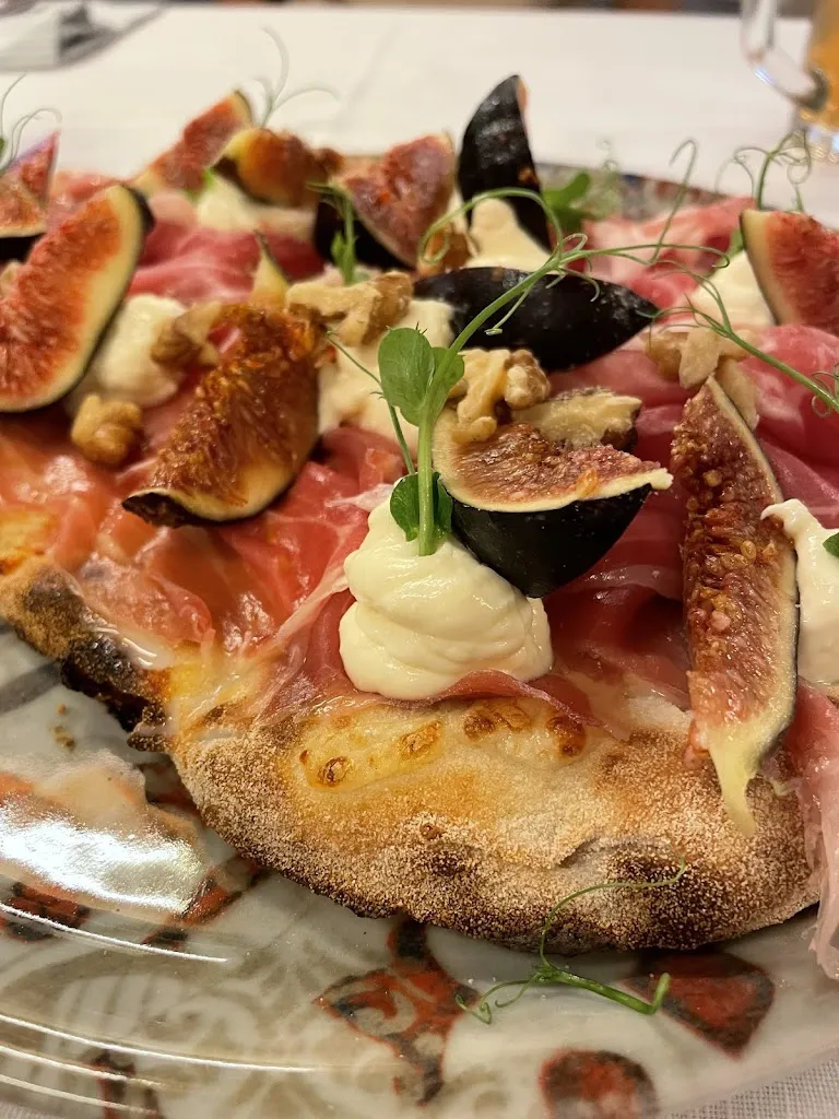 Nataša M_Ristorante pizzeria L'Ammiraglio_Volpago del Montello_avis