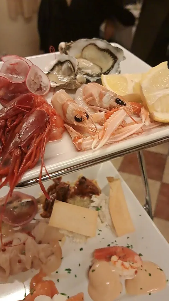 Ristorante pizzeria L'Ammiraglio_Volpago del Montello_slider_image_2