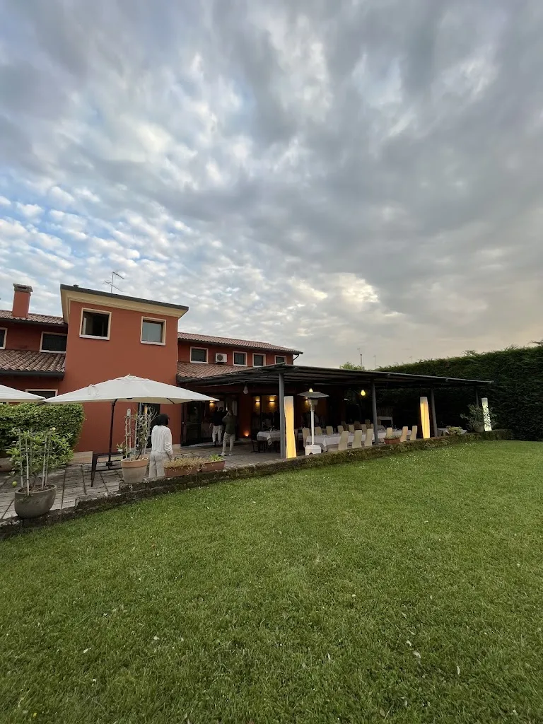 Lorenzo Chiapponi_Fanar_Zero Branco_recensione