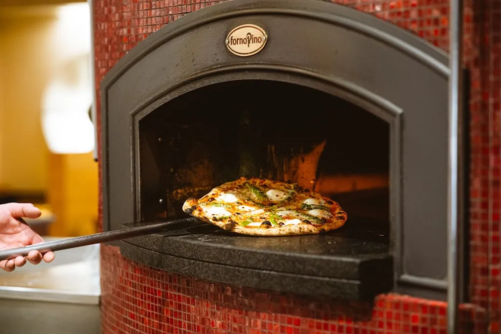 Pizzalonga_Zero Branco_slider_image_1