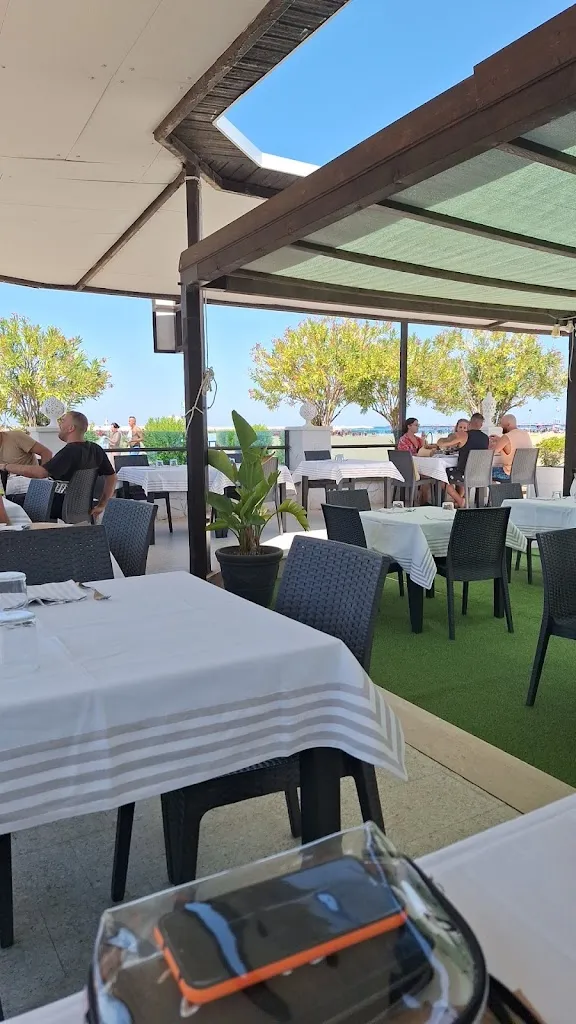 Roberto Angelici_RISTORANTE NAUTILUS pesce fresco e crudi di mare_Rodi Garganico_review