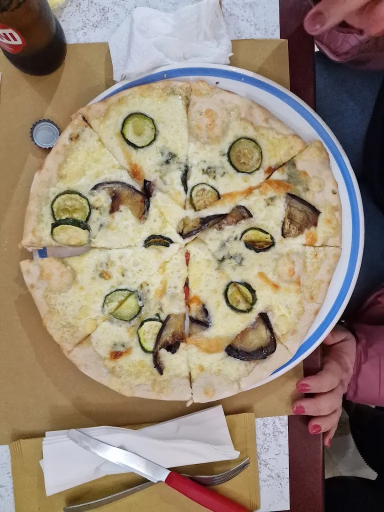 Menu_Pizzeria Helvetia_Rodi Garganico_imagen_7