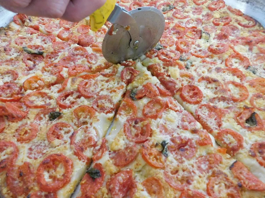 Pizzeria Helvetia_Rodi Garganico_slider_image_3