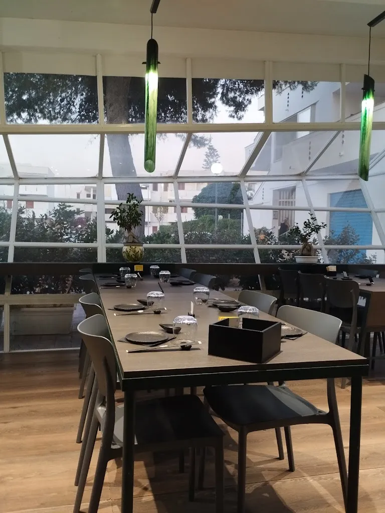 KOI Fish & Sushi restaurant in Rodi Garganico