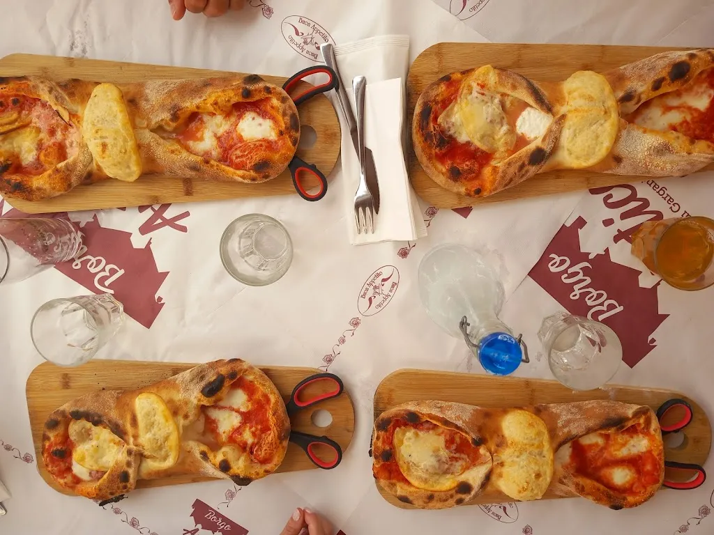 Pizzeria Borgo Antico_Rodi Garganico_slider_image_3