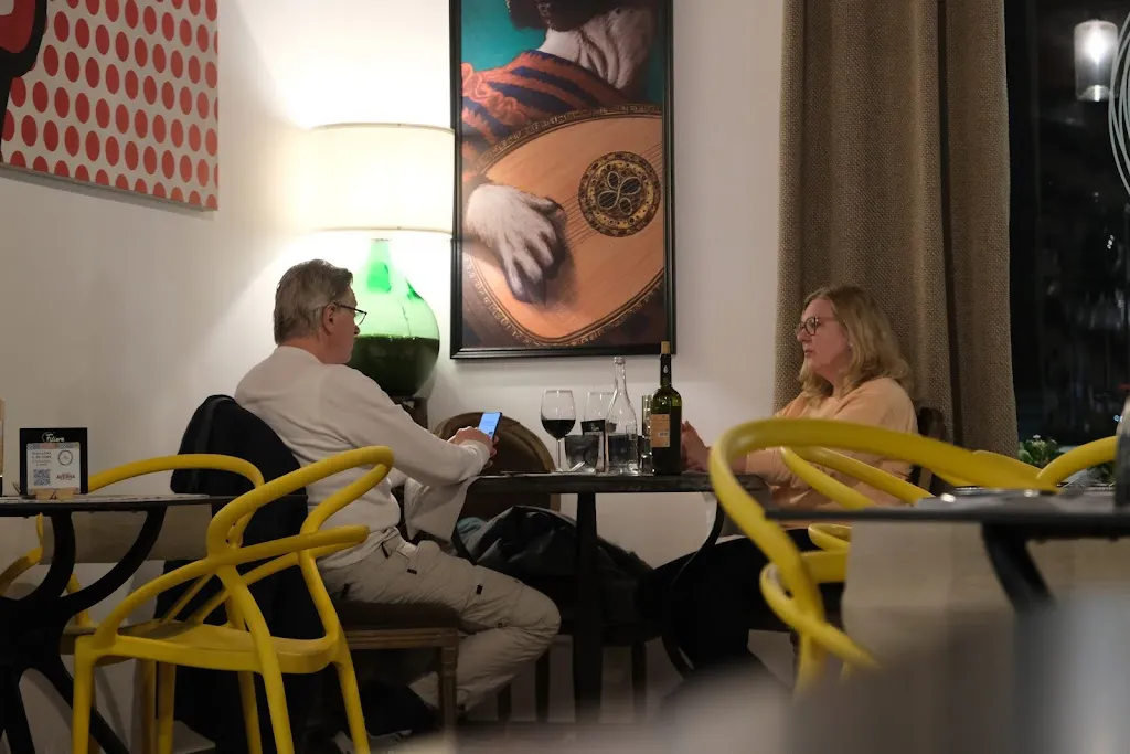 Rosmarino Pizza & More restaurant in Rodi Garganico