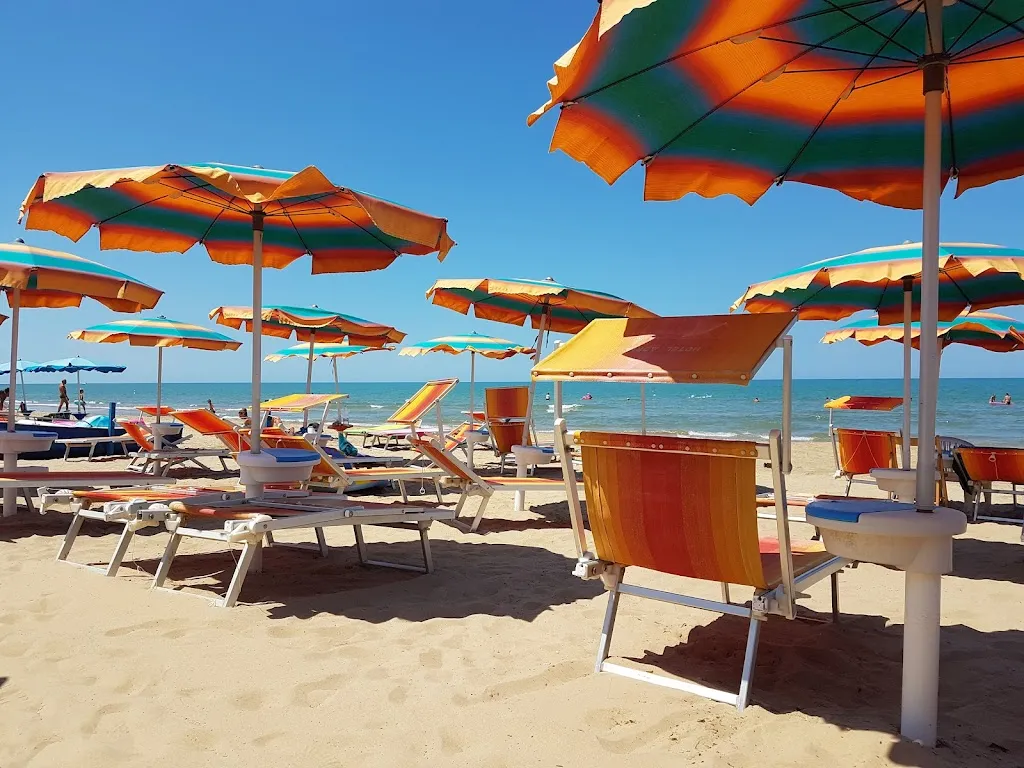 ESCOBAR beach pizzeria-ristò_Rodi Garganico_slider_image_1