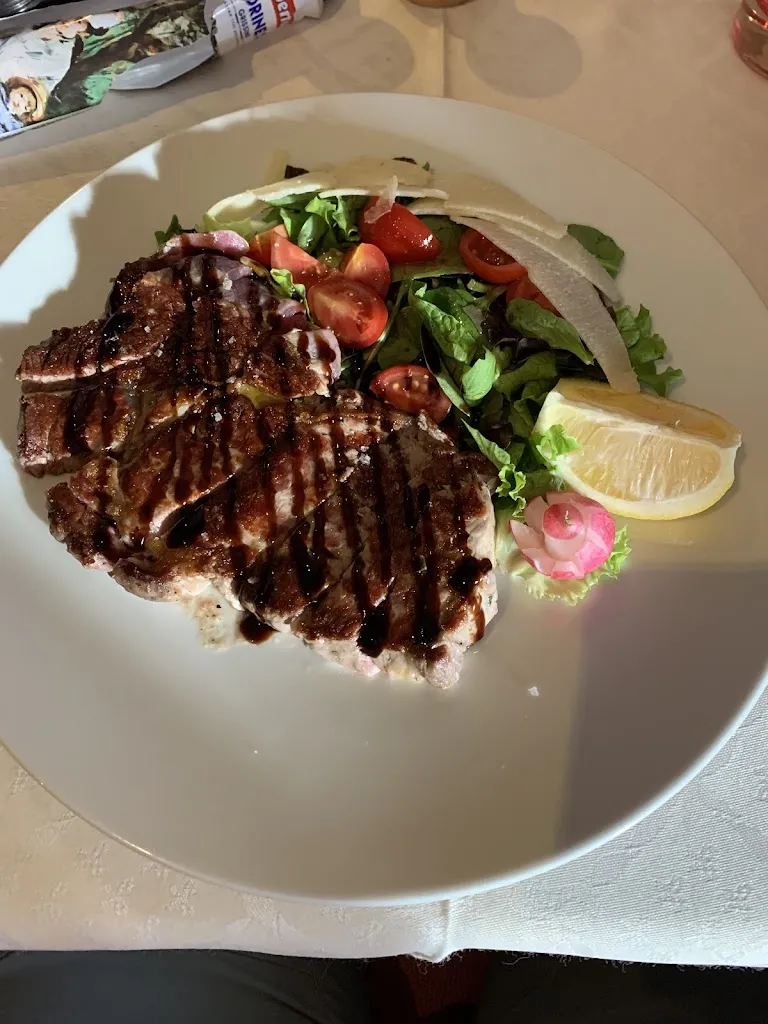 Mareks Birkenfelds_Restaurant & Pizzeria Sass Dlacia_San Cassiano_review