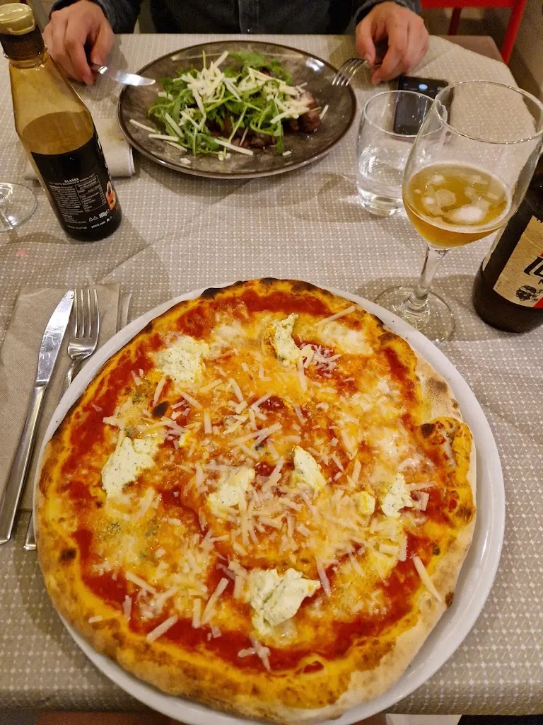 Zsuzsanna Pápai_Ristorante - Pizzeria - Braceria 