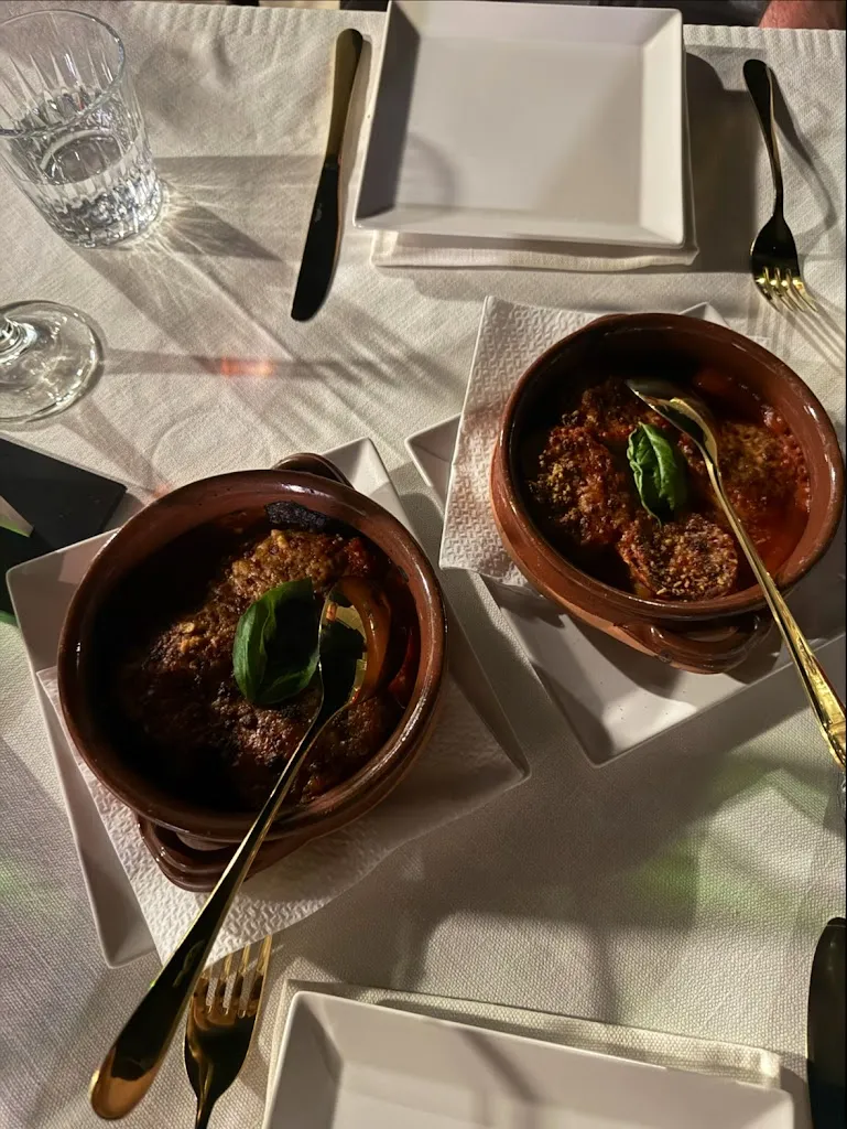 Katharina K._White House_Sammichele di Bari_review