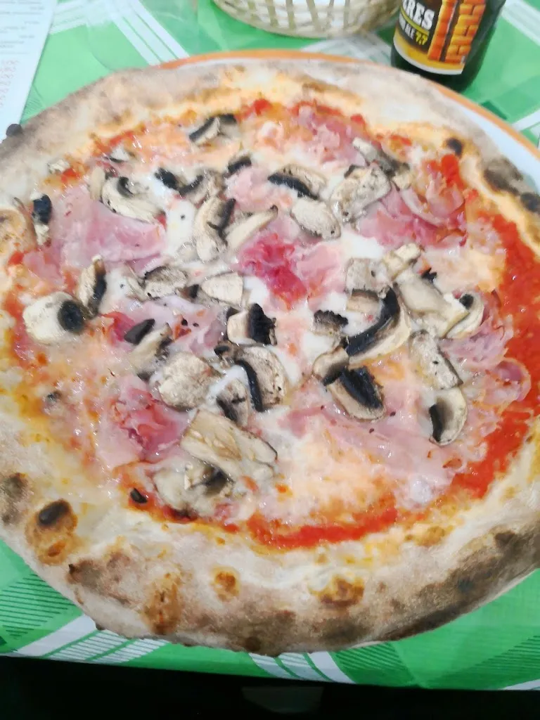 Menu_Le Pizzecate_San Cesario di Lecce_image_3