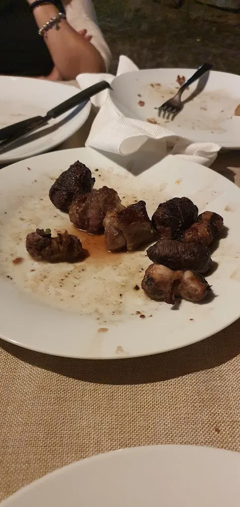 Luigi De Pace_Agriturismo Nonna Mina_San Donaci_review