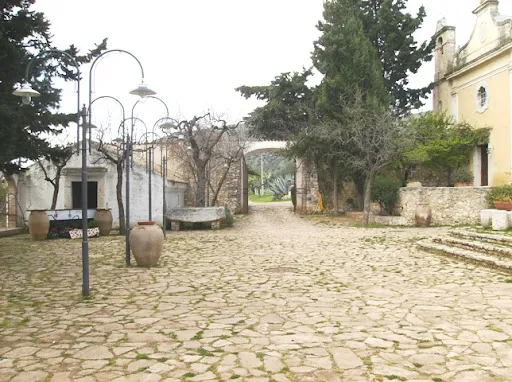 Giulio Pio de Toma_Agriturismo Masseria Calderoso_San Marco in Lamis_review