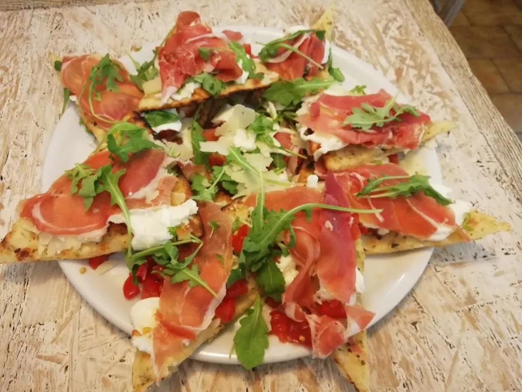 Pizzeria Il Centro La Stella del sud restaurant in San Marco in Lamis