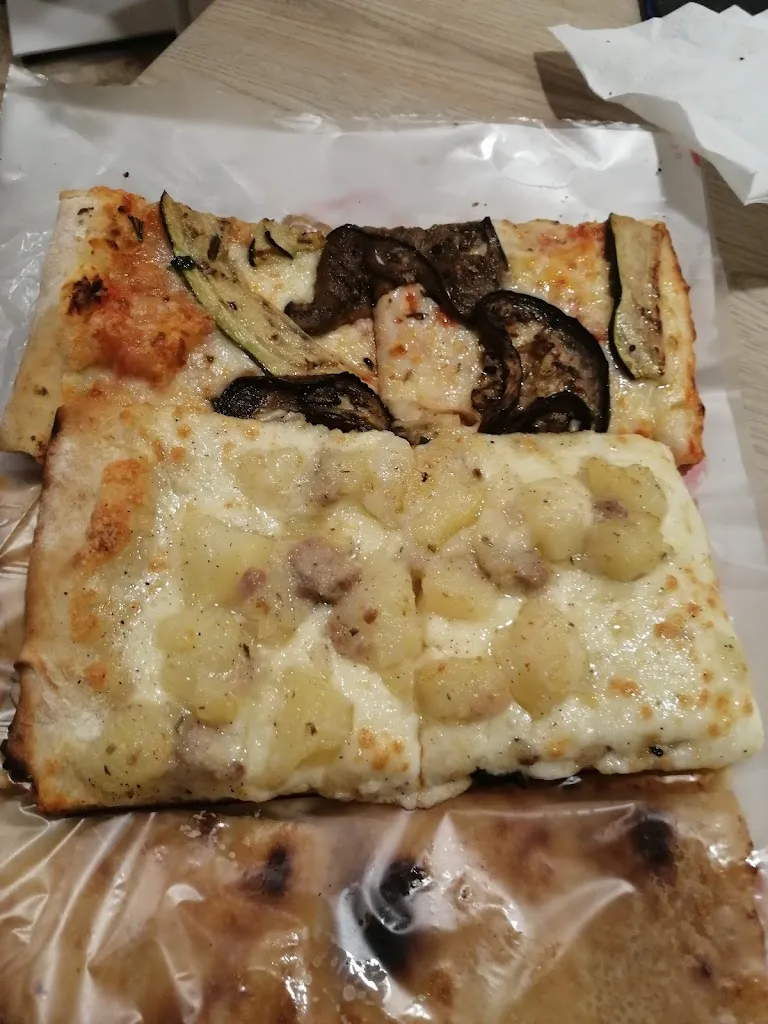 Lucia Bramante_Pizza La Paseana_San Marco in Lamis_review