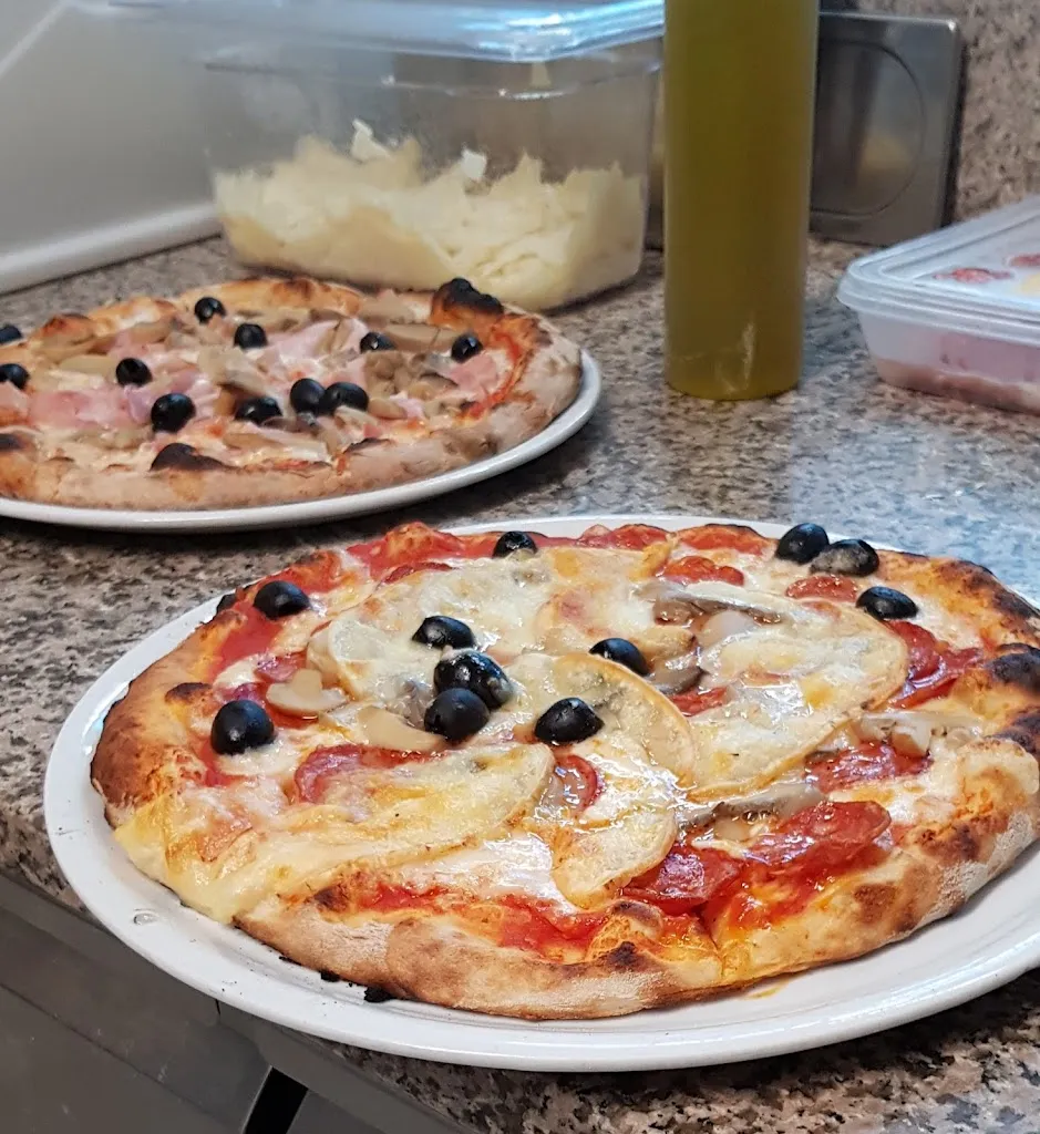 Pizzeria la Baracca_San Marco in Lamis_slider_image_1