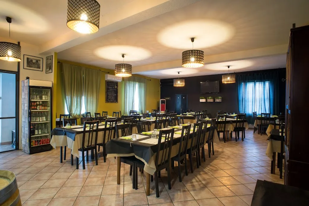 Trattoria Pizzeria Marzarolo restaurant in Cepagatti