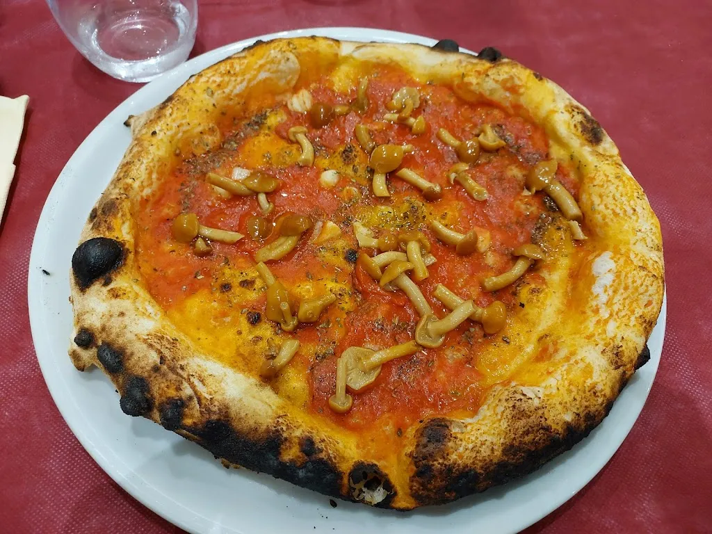 Sabrina Caforio_Decanter ristorante pizzeria_San Pancrazio Salentino_review