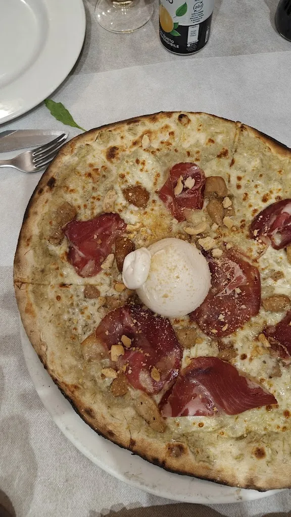 Simone Pontrelli_La Fornace_Ruvo di Puglia_review