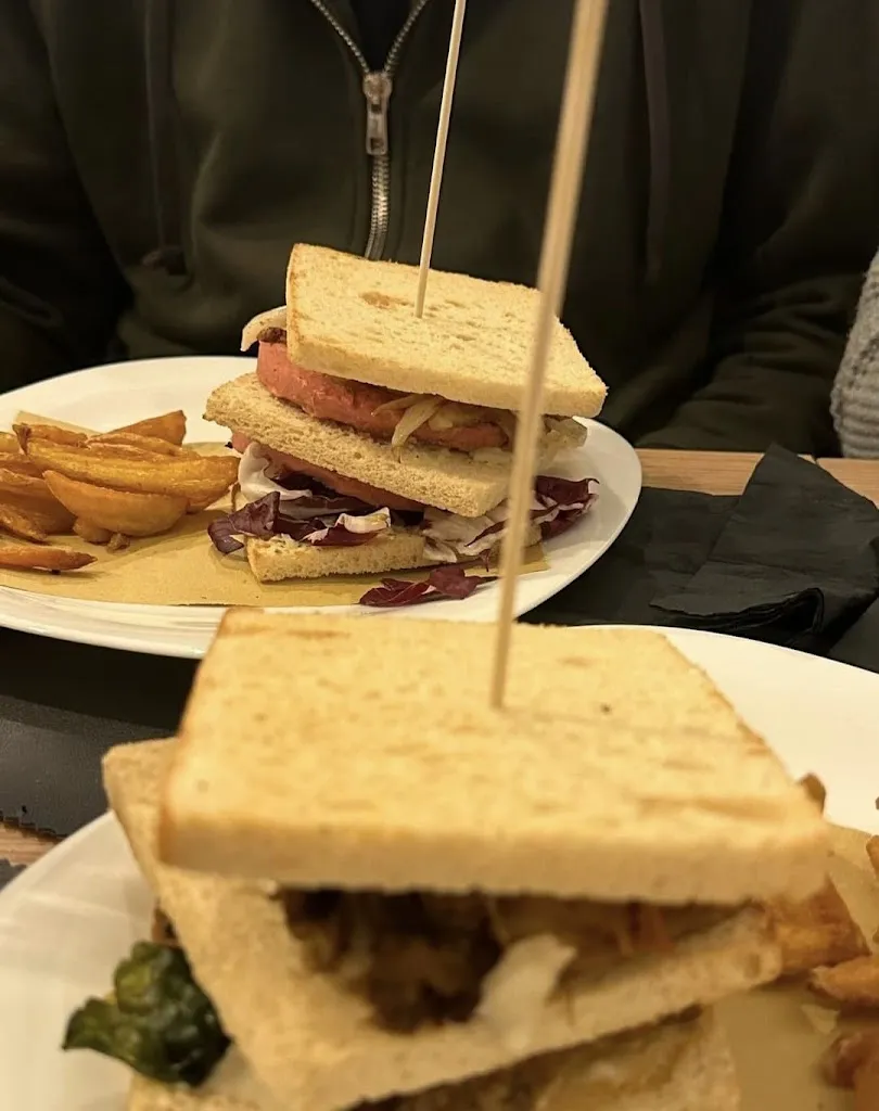 giusi cudemo_Le Chiazzare || Vegan Pub | Ruvo di Puglia_Ruvo di Puglia_review