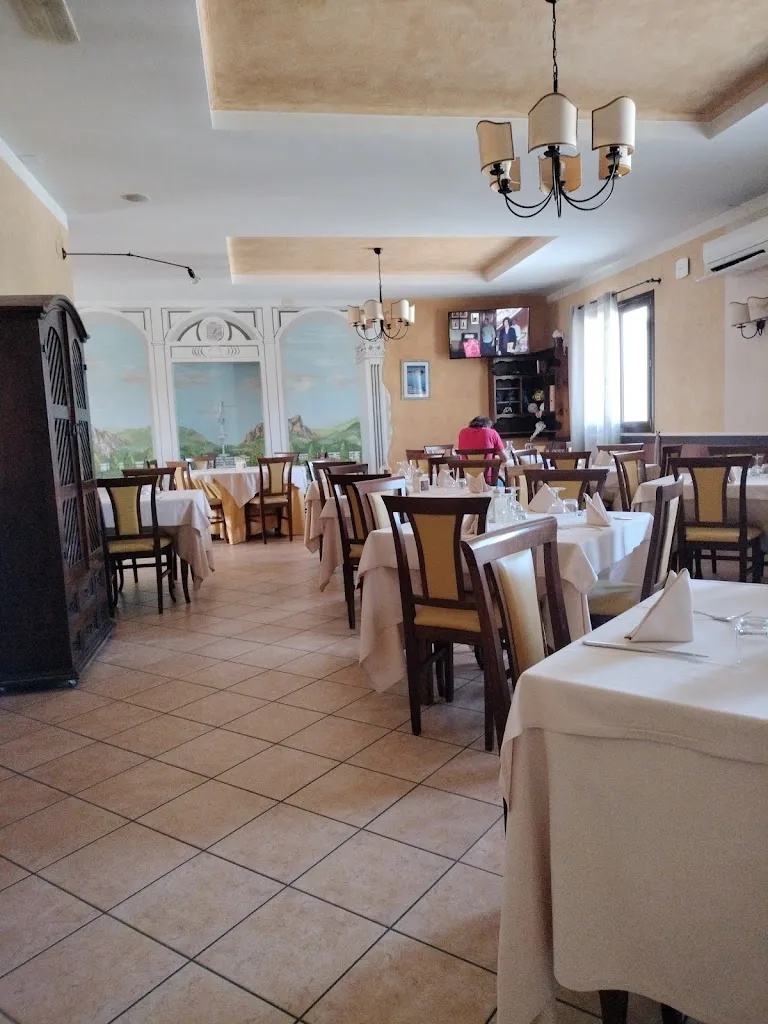 Ristorante Pizzeria La Fontana_Cepagatti_slider_image_2