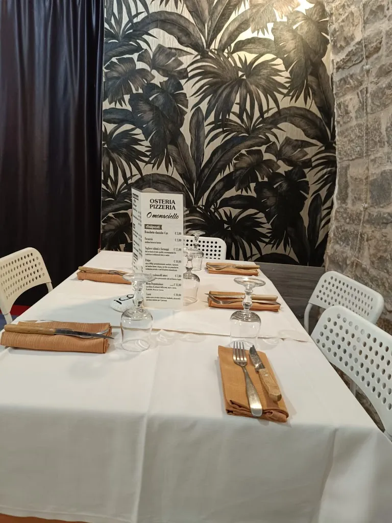 Osteria Pizzeria O Monaciello restaurant in Ruvo di Puglia